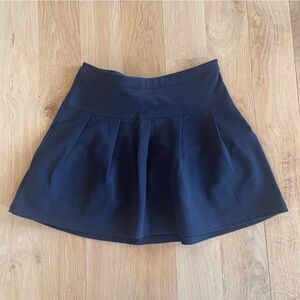 GAP Kids Black A- line Pleated Skirt, side zip. Size XXL (14 - 16)